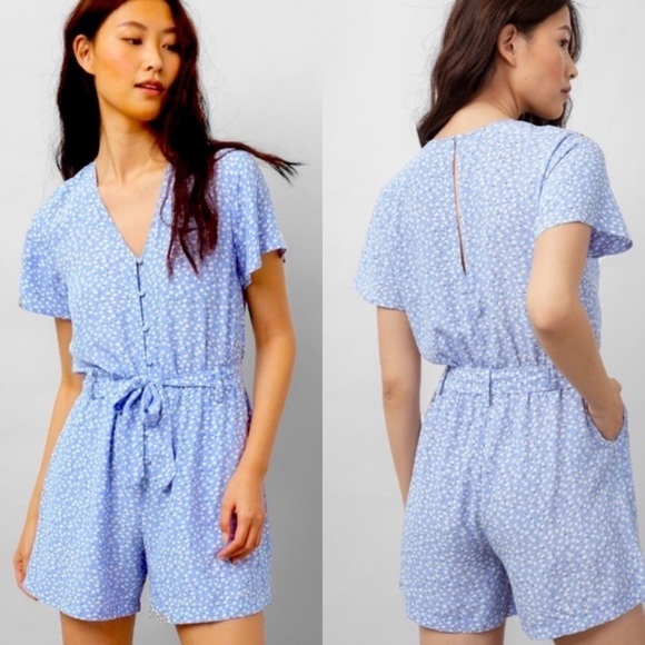 NWT rails Sophia sky blue daises romper missing waist tie belt sz.S womens - Picture 1 of 6